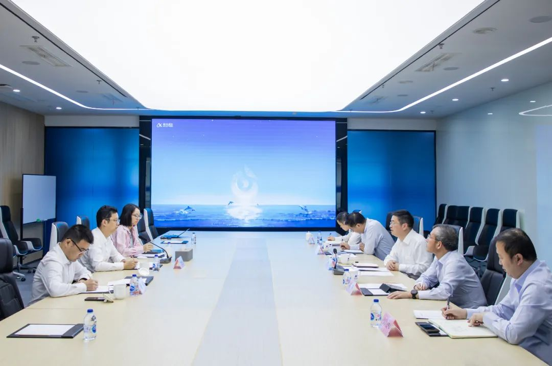 筑牢數據底座 共育產業生態——集團主要領導深入調研數據科技企業，助推上海信息服務高質量發展